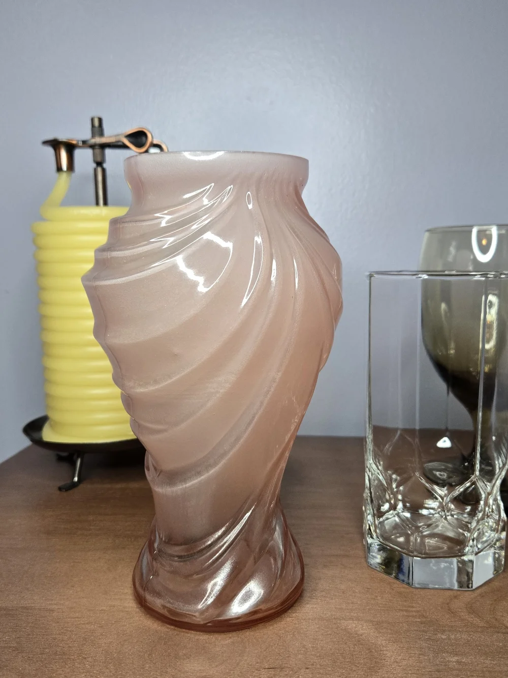 Vintage Teleflora Pink Opaque Draped Glass Flower Vase Swirled 8” Elegant Drape